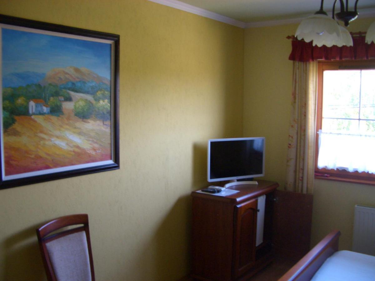 Bundi Vendeghaz Hotell Kehidakustány Exteriör bild
