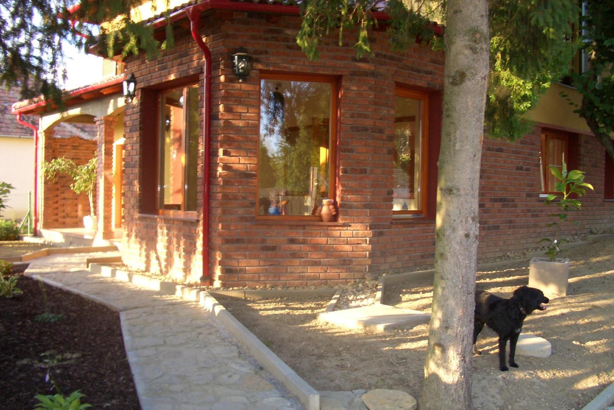 Bundi Vendeghaz Hotell Kehidakustány Exteriör bild