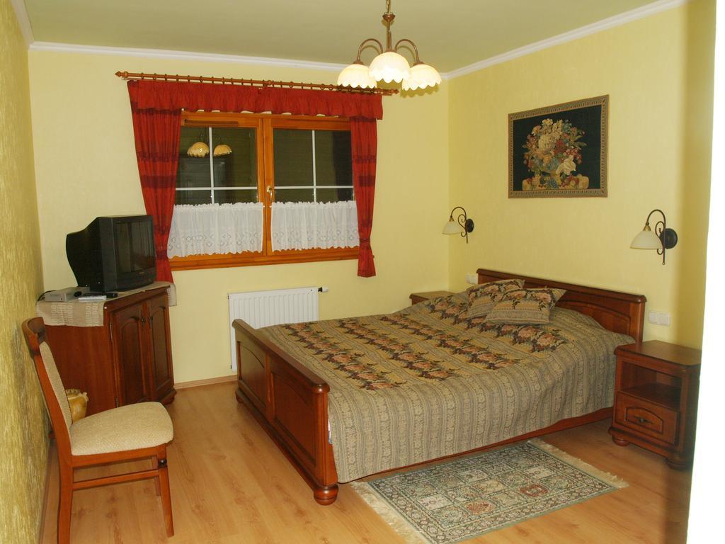 Bundi Vendeghaz Hotell Kehidakustány Exteriör bild